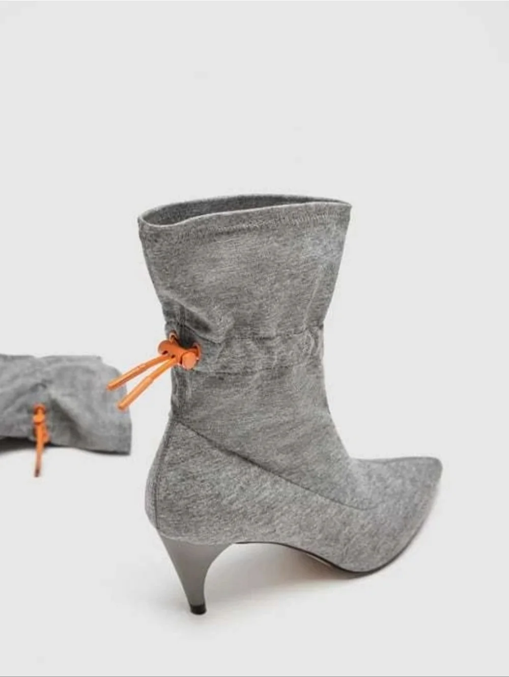 Zara Fabric Kitten Heel Ankle Boots in FEATHER GREY Size 40/ 9.5 - Picture 3 of 10